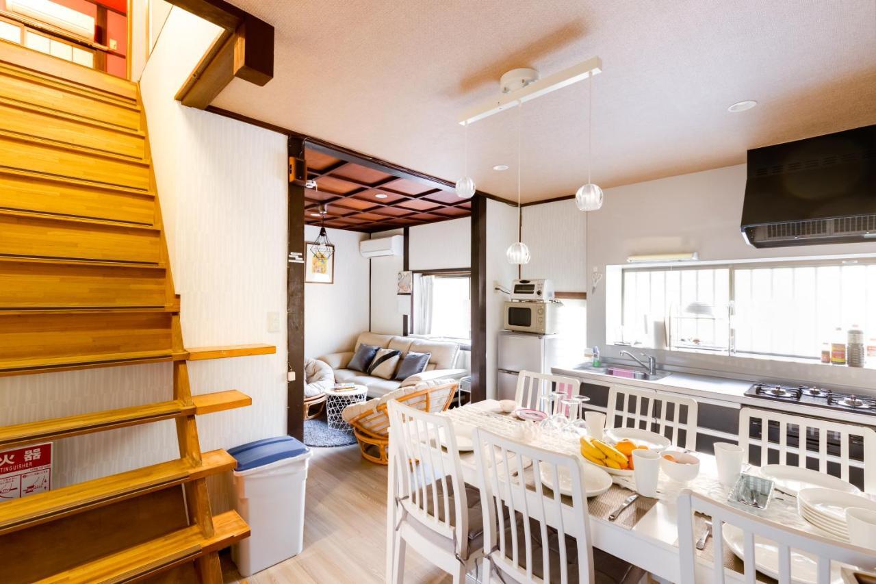 Family House Apartment โอซาก้า ภายนอก รูปภาพ